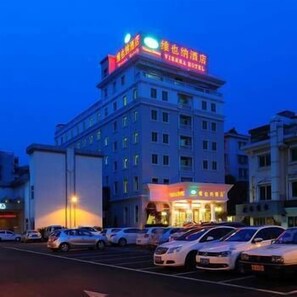 Property grounds - Vienna Hotel (Hangzhou)