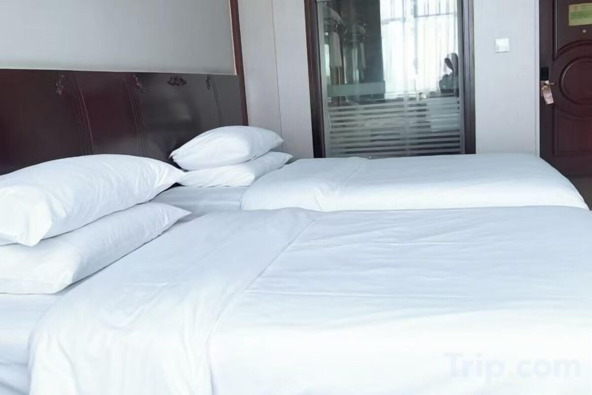 Rollaway beds
