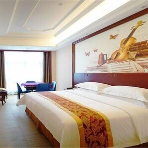 Room - Vienna International Hotel (Maoming)