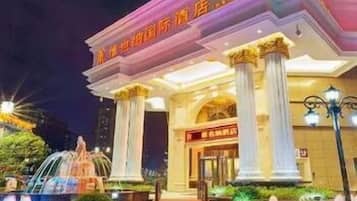 Front of property - evening/night