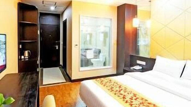 Unclassified image, 1 of 13, button - Everyday Inn (Yantai)