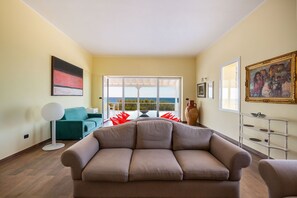 TV - Villa Miramare by Perle di Puglia (Torre Suda)