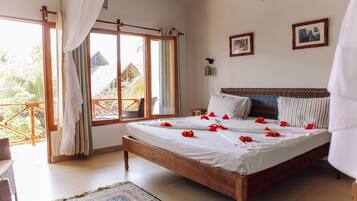 Double or Twin Room | In-room safe, desk, rollaway beds, free WiFi