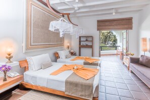 Habitación Deluxe con 1 cama doble o 2 individuales, 1 habitación, vistas a la piscina | 1 dormitorio, ropa de cama de alta calidad, caja fuerte y escritorio