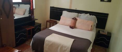 Sängtillbehör av högsta kvalitet och minibar