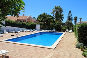 Pool - Casa Scarlett, Walk to beach, Communal Pool (Carvoeiro)