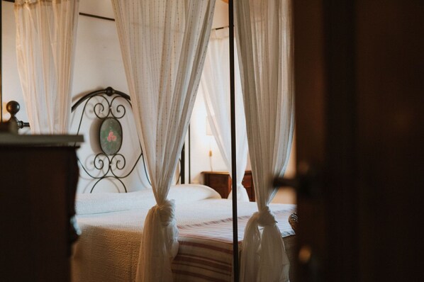 2 camere, culla da viaggio, Wi-Fi gratuito