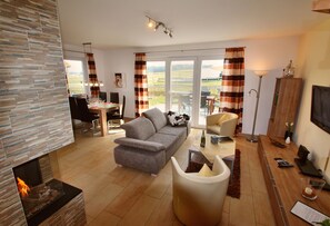 Imagen sin descripción, 3 de 18, botón