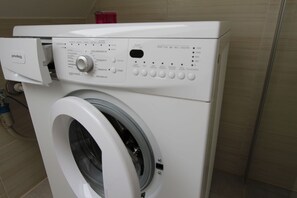 Imagen sin descripción, 5 de 16, botón