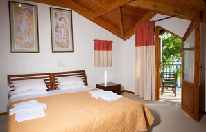 公寓, 海景 | 客房内保险箱、熨斗/熨衣板、免费 WiFi、床单