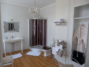 Chambre Double (La Beffroi) | Salle de bain
