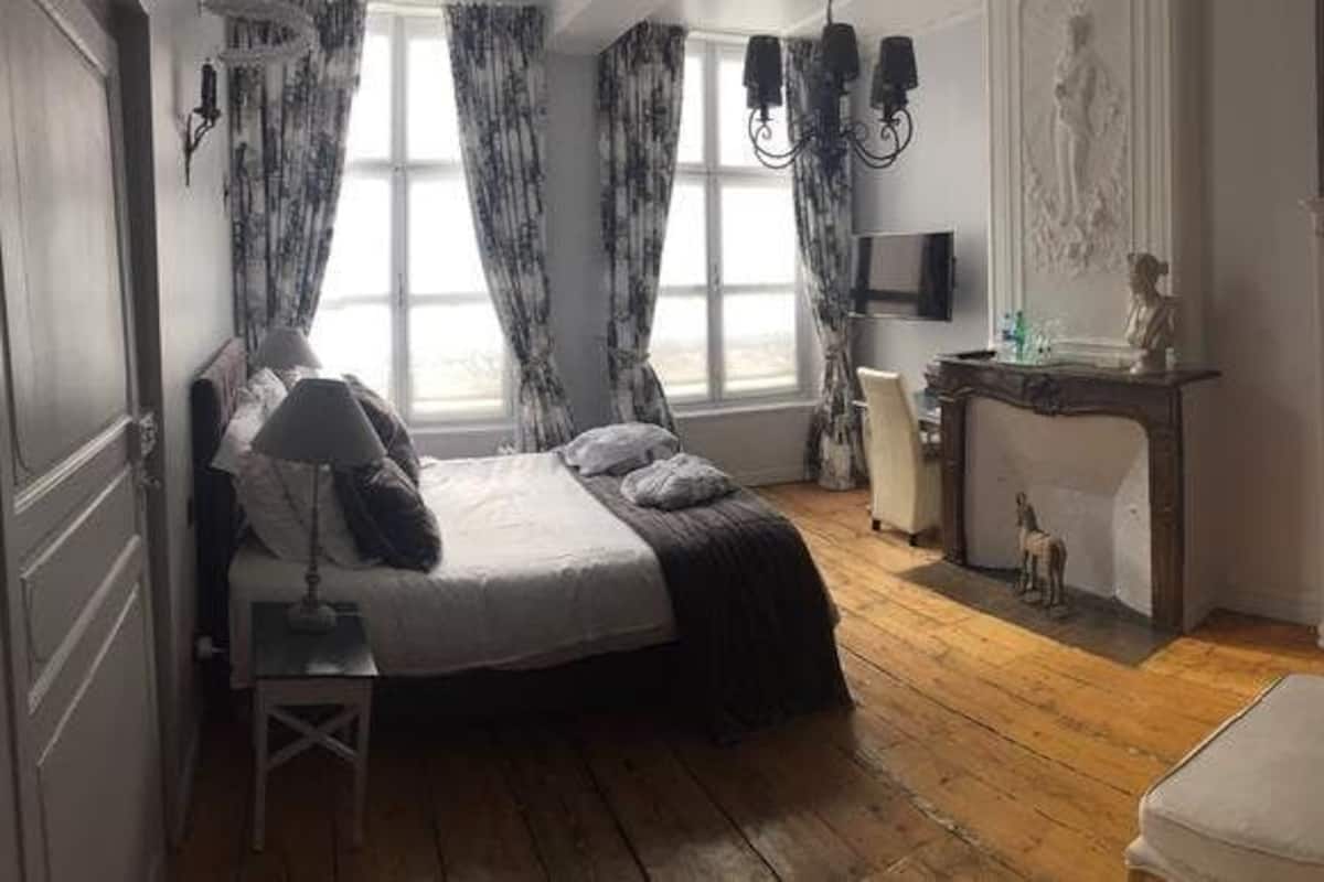 Double Room (La Tour Pointue) | Premium bedding, pillow-top beds, individually decorated