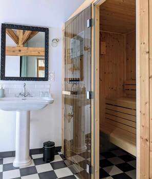 Bathroom - L'Ancienne Boulangerie (Terranjou)