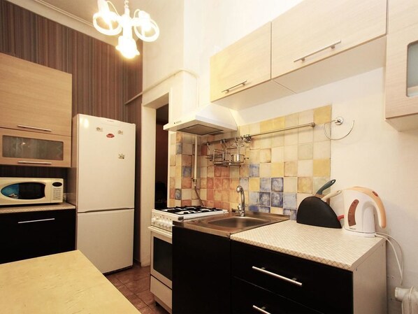 Apartment, 2 Bedrooms | 1 bedroom, premium bedding, iron/ironing board, free WiFi