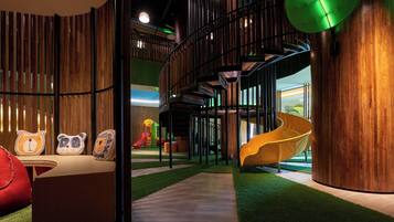Children’s play area – indoor