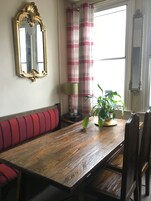 Desayuno (GBP 8.50 por persona)