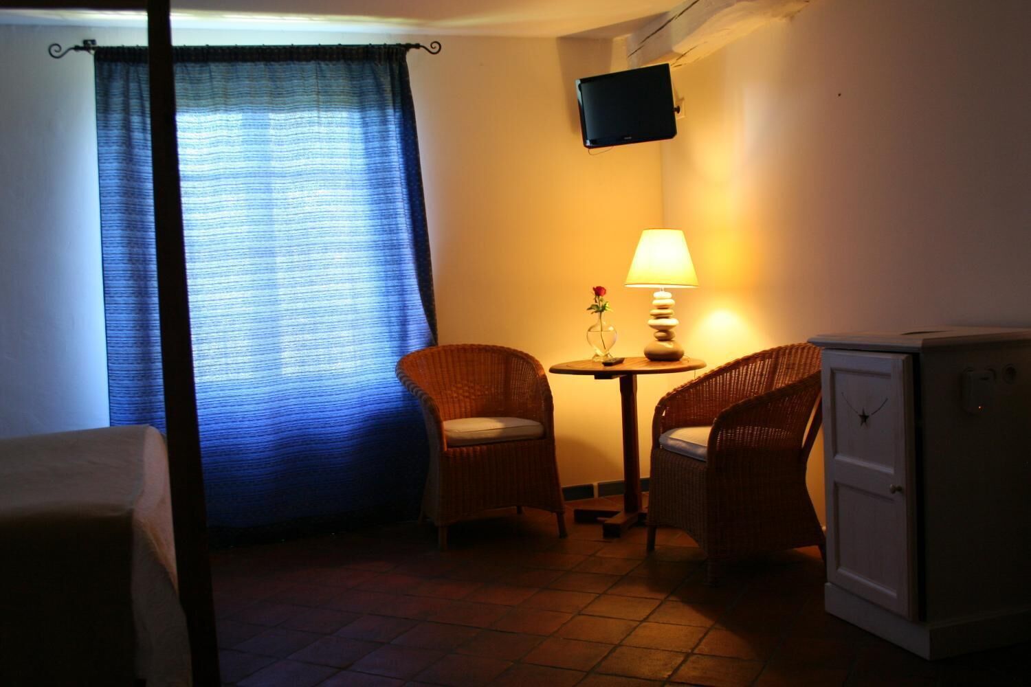 minibar, in-room safe, soundproofing, free wifi