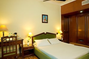 Business Double Room Single Use, Smoking, City View | Desk, rollaway beds, free WiFi - Hotel Park Plaza (Chennai)
