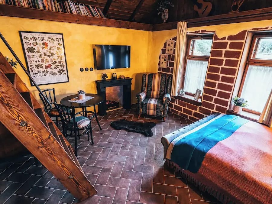 Quadruple Room, Fireplace