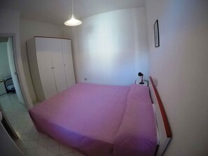 1 quarto