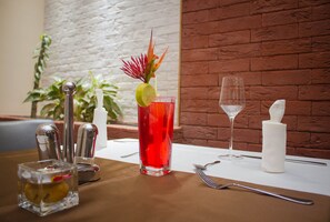 Breakfast and dinner served, local and international cuisine