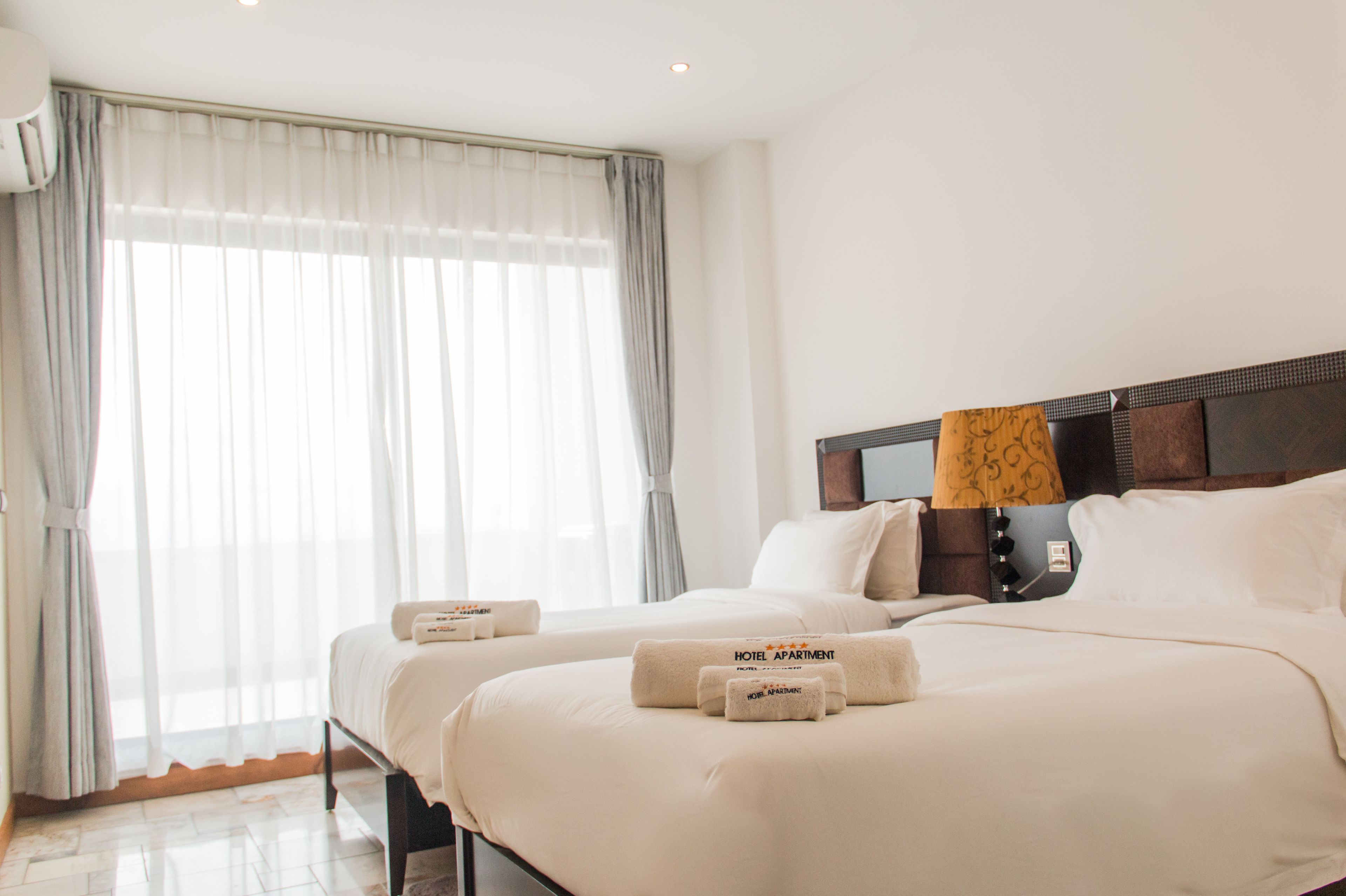 Een kluis op de kamer, individueel gedecoreerd, individueel gemeubileerd