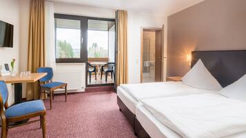 Basic Double Room | Free WiFi, bed sheets