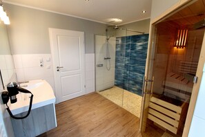 Een douche, een haardroger