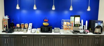 Americas Best Value Inn & Suites Prairieville