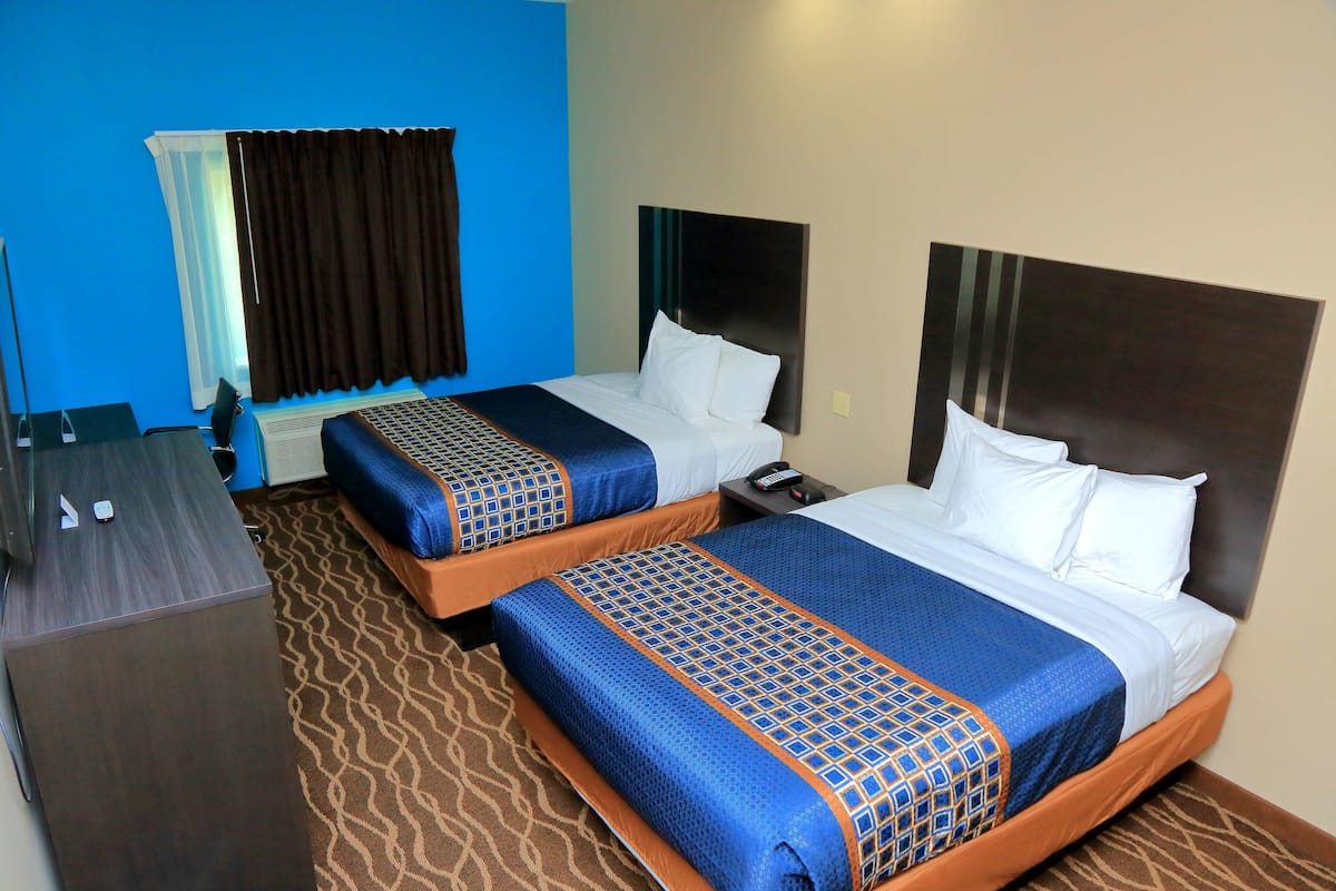 Room, 2 Queen Beds, Non Smoking | Iron/ironing board, cribs (free), WiFi (free)
