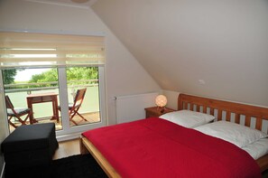 Unclassified image, 3 of 20, button