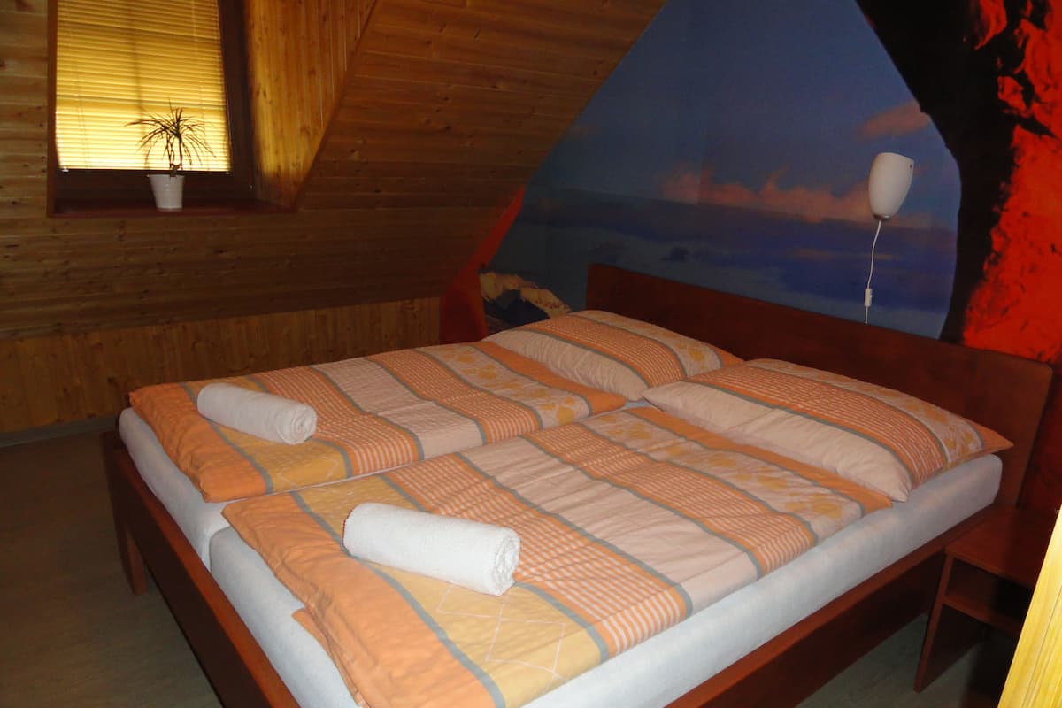 Standard Double Room | In-room safe, blackout drapes, free WiFi, bed sheets