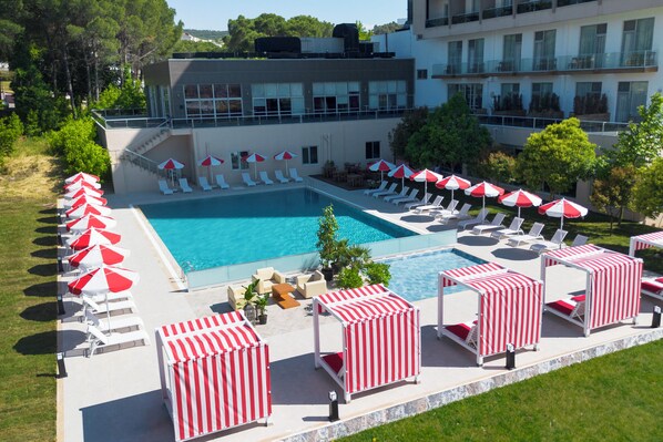 3 Innenpools, Außenpool