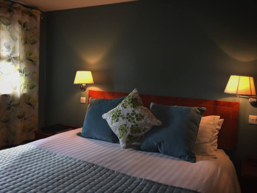 Desk, iron/ironing board, free cots/infant beds, free WiFi