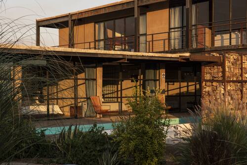 Deluxe Room, 1 King Bed | Exterior