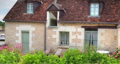 Charming gîte in Montrésor with garden and baby equipment