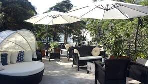 Outdoor dining - Apartments Vojvoda (Kotor)