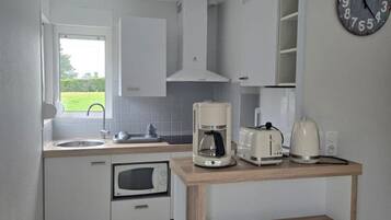 Réfrigérateur, micro-ondes