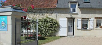 Charming Tufa Stone Cottage with Courtyard, Near Loire Castles, Electric Bike Rental Available