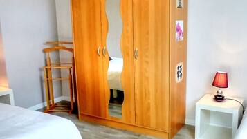 3 bedrooms, free WiFi, wheelchair access