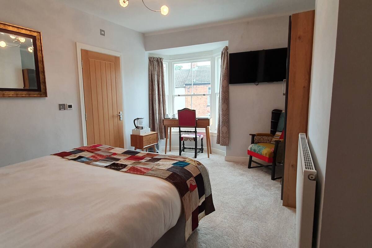 Double Room, Ensuite | WiFi (free)