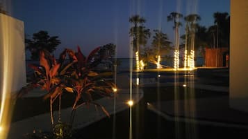 Suite familiar, 1 habitación, tina, vista a la laguna | Vista desde la habitación