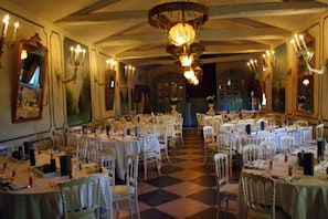 Banquet hall - Domaine de Rennebourg (Essouvert)