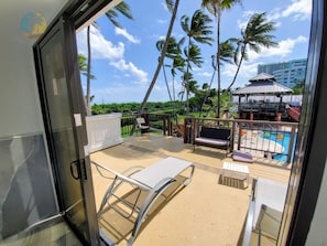 Terrace/patio - Miami Beach Large Unit w/ Pool & Beach access-1618 (Miami Beach)