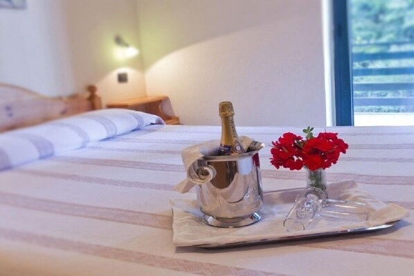 Suite, 2 Bedrooms | Room amenity - Hotel La Fattoria (Celico)