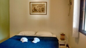 1 bedroom, premium bedding, minibar, iron/ironing board