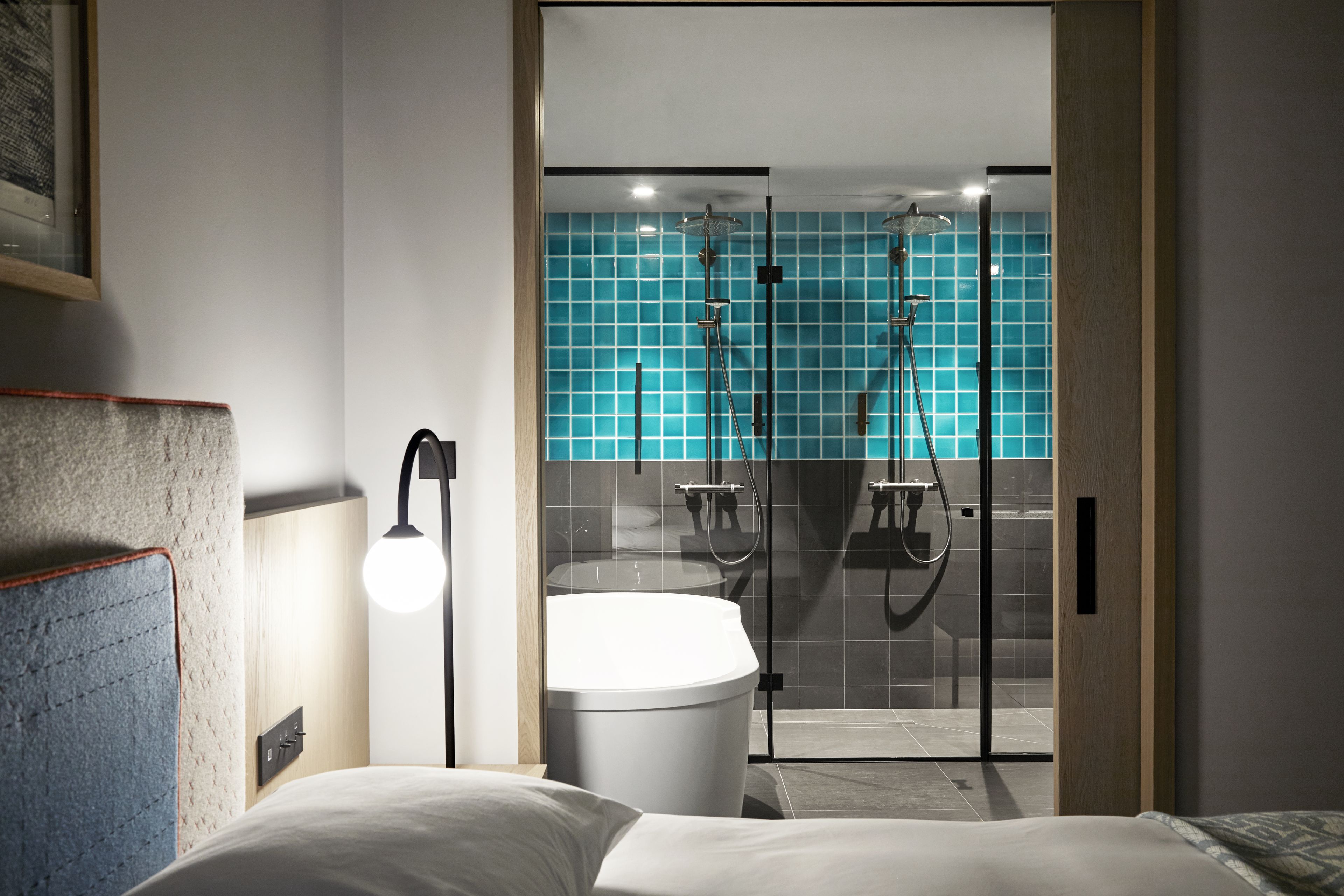 exclusive suite, 1 king bed, ensuite | 1 bedroom, in-room safe, desk, soundproofing