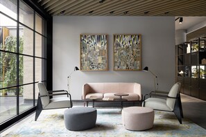 Lobby sitting area - PURO Kraków Kazimierz (Kraków)