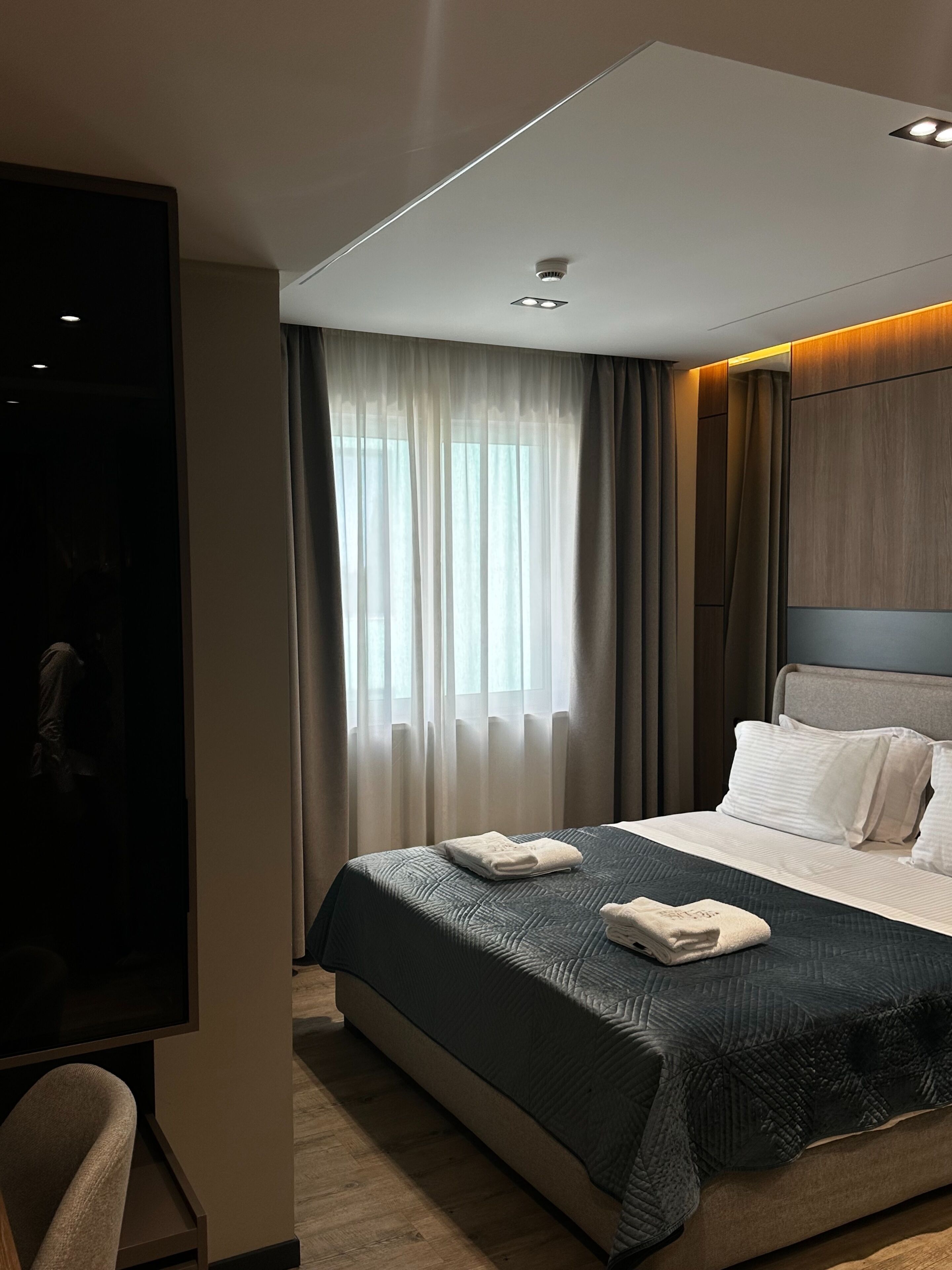 Single Room | Premium bedding, minibar, in-room safe, desk
