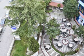 View from property - Hotel Liss (Lezhe)